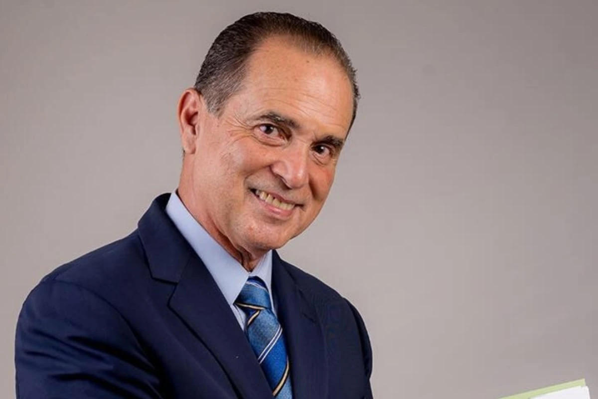 Photo of Frank Suarez health YouTuber and NaturalSlim founder
